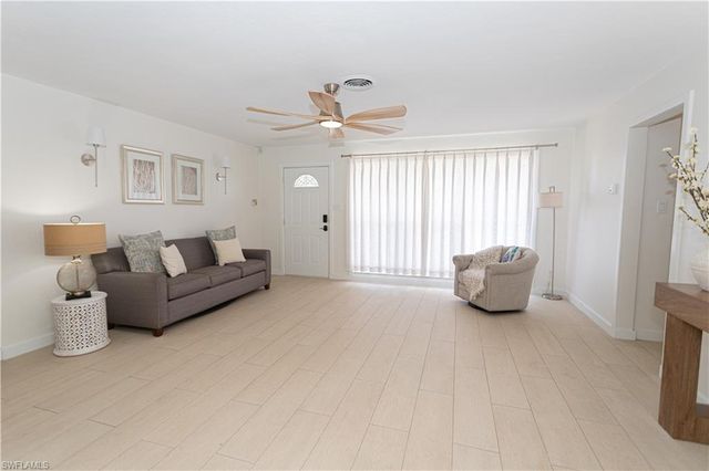 734 Sharar CT, Cape Coral, FL 33904