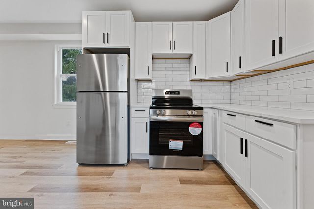 7 JEROME, Sicklerville, NJ 08081