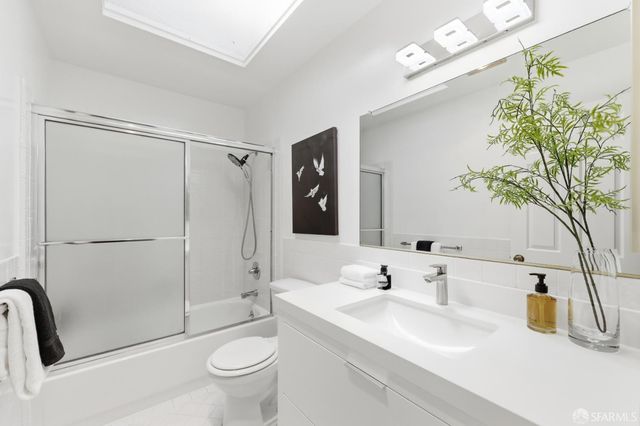 1461 Broadway Street 405, San Francisco, CA 94109