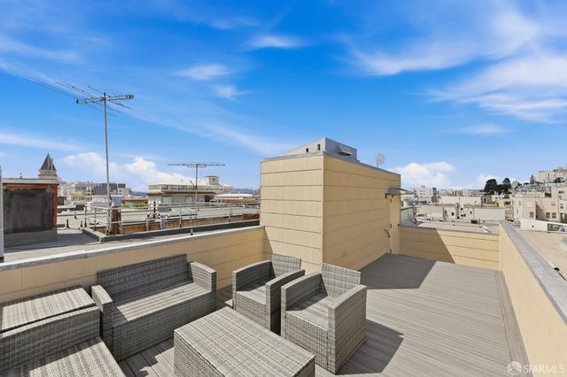 1461 Broadway Street 405, San Francisco, CA 94109