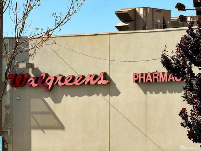 1461 Broadway Street 405, San Francisco, CA 94109