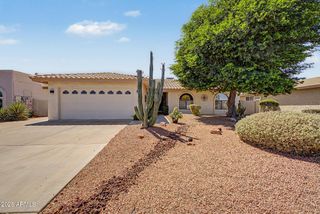 10409 E SAN TAN Boulevard 21, Sun Lakes, AZ 85248