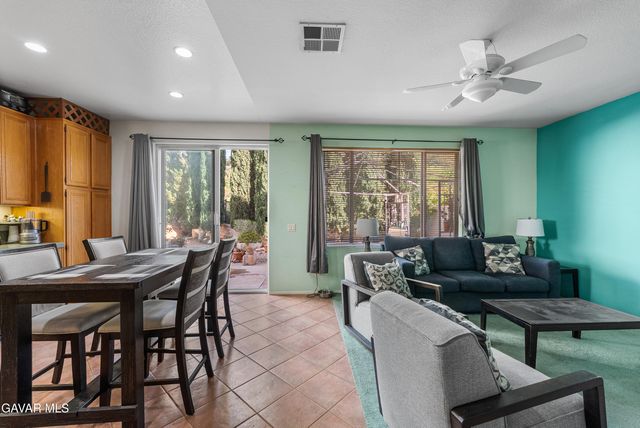 18604 Eos Lane, Canyon Country, CA 91351