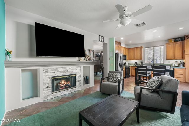 18604 Eos Lane, Canyon Country, CA 91351