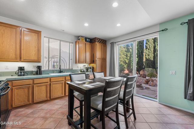 18604 Eos Lane, Canyon Country, CA 91351