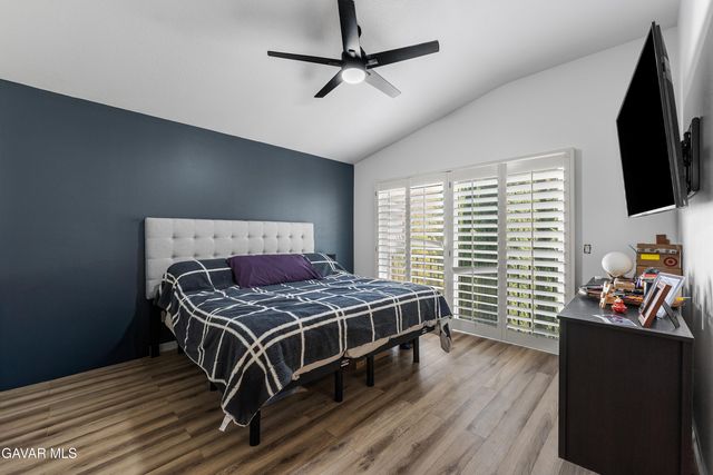 18604 Eos Lane, Canyon Country, CA 91351