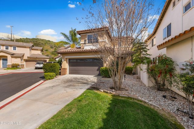 18604 Eos Lane, Canyon Country, CA 91351