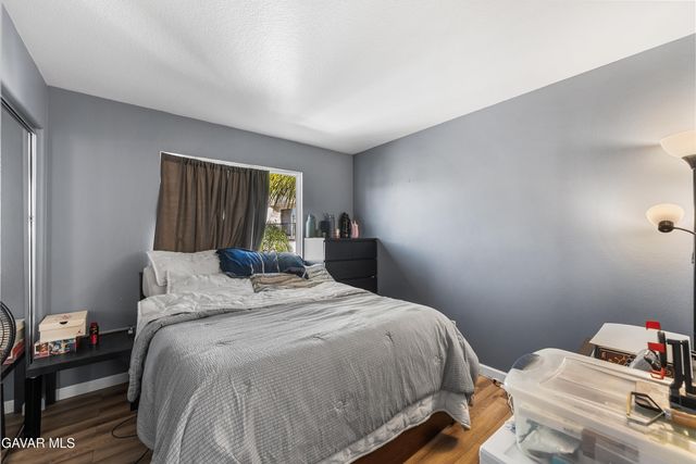 18604 Eos Lane, Canyon Country, CA 91351