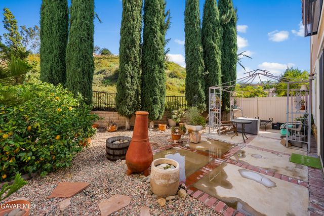 18604 Eos Lane, Canyon Country, CA 91351
