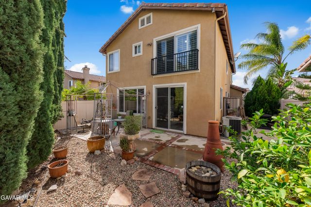 18604 Eos Lane, Canyon Country, CA 91351