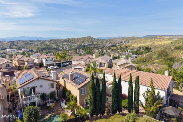 18604 Eos Lane, Canyon Country, CA 91351