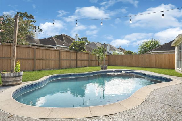 4420 Canonsburg, League City, TX 77573