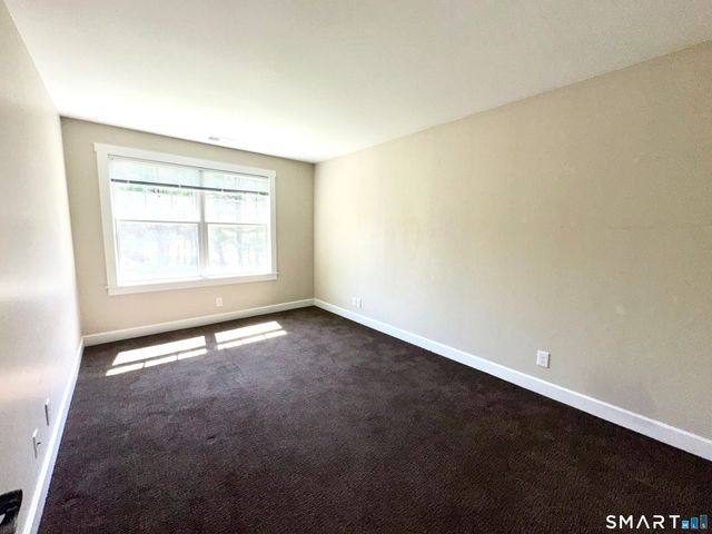 46 Kneen St Extension, Shelton, CT 06484