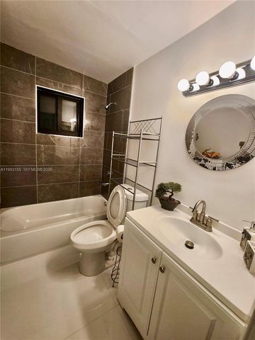 201 SW 62nd Ave, Miami, FL 33144