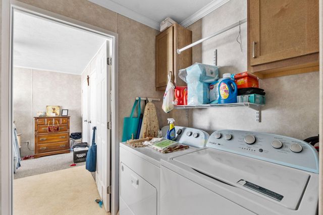 482 Oak Lawn Drive 482 Oak Lawn Drive, Fairborn, OH 45324