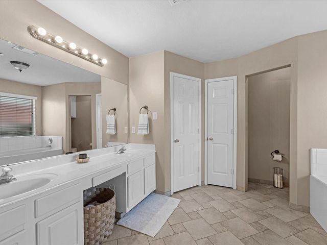 3539 Lakearies Lane, Katy, TX 77449