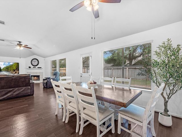 3539 Lakearies Lane, Katy, TX 77449