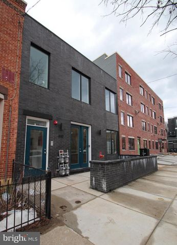 810 N UBER ST, Philadelphia, PA 19130