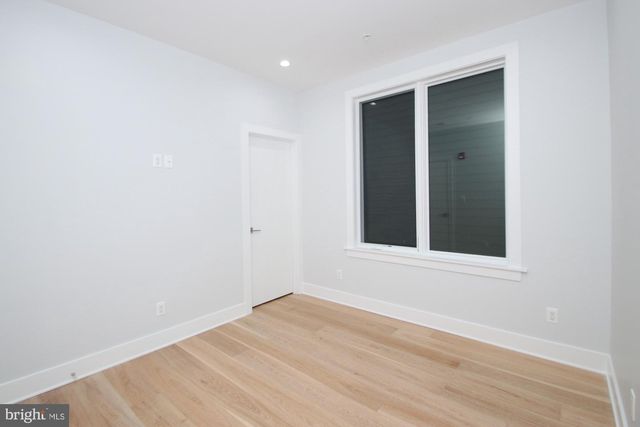 810 N UBER ST, Philadelphia, PA 19130