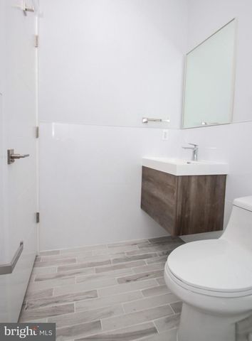 810 N UBER ST, Philadelphia, PA 19130