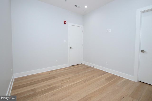 810 N UBER ST, Philadelphia, PA 19130