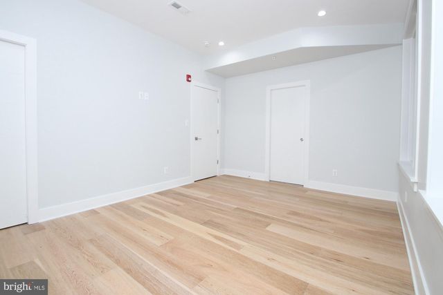 810 N UBER ST, Philadelphia, PA 19130