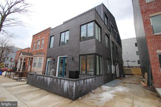 810 N UBER ST, Philadelphia, PA 19130