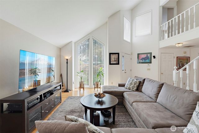 1105 SW 352nd Street, Federal Way, WA 98023