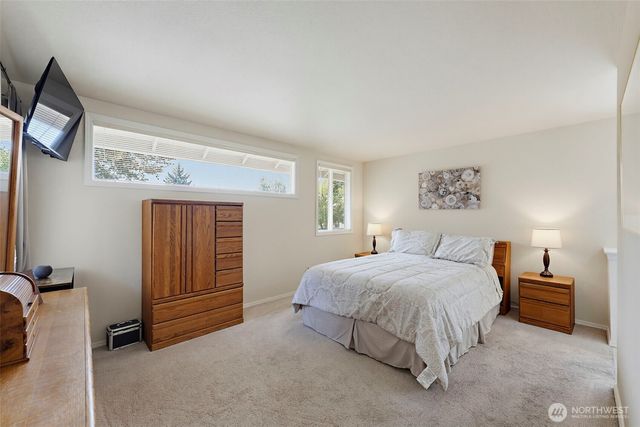 1105 SW 352nd Street, Federal Way, WA 98023