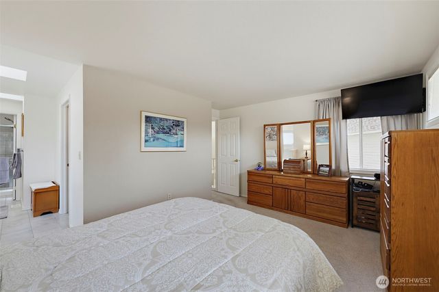 1105 SW 352nd Street, Federal Way, WA 98023