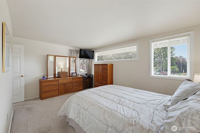 1105 SW 352nd Street, Federal Way, WA 98023