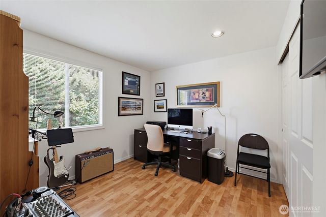 1105 SW 352nd Street, Federal Way, WA 98023