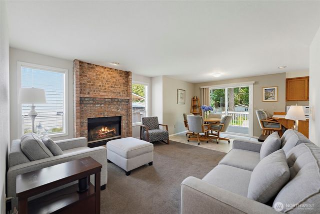 1105 SW 352nd Street, Federal Way, WA 98023