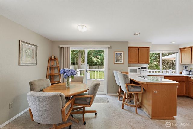 1105 SW 352nd Street, Federal Way, WA 98023