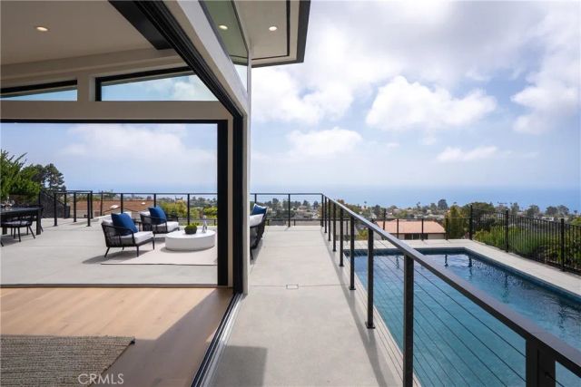 28711 Cedarbluff Drive, Rancho Palos Verdes, CA 90275