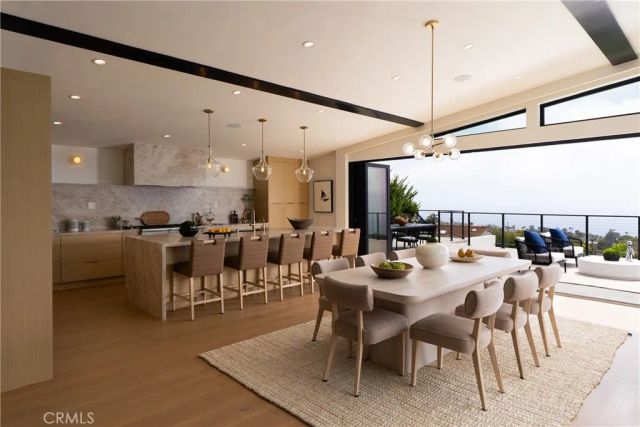 28711 Cedarbluff Drive, Rancho Palos Verdes, CA 90275