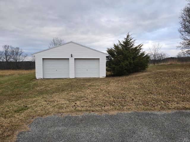 15917 Moneta Road, Moneta, VA 24121