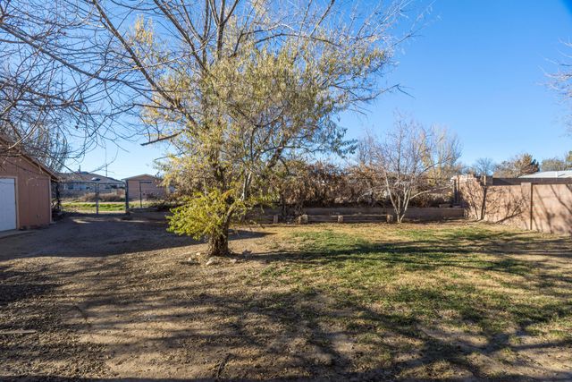 403 Valle Grande Drive SW, Los Lunas, NM 87031