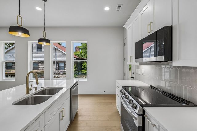 1809B Manchester Ave, Nashville, TN 37218