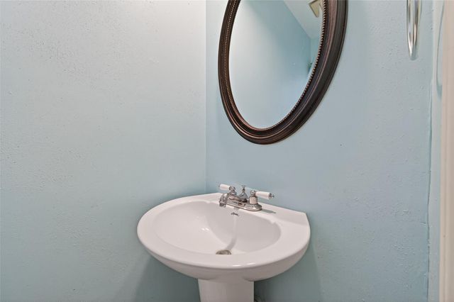 18035 Mountfield Drive, Houston, TX 77084