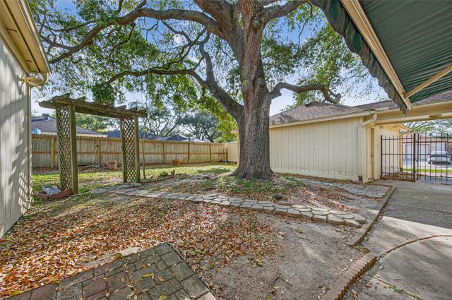 18035 Mountfield Drive, Houston, TX 77084