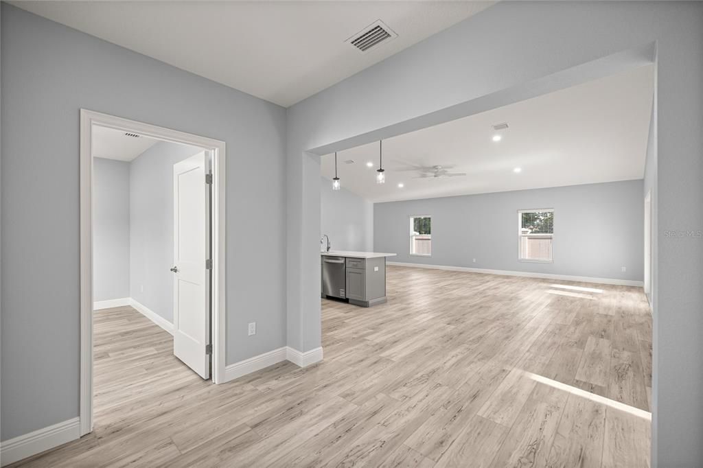 Image 3 of property listing at 2311 SE 31ST PLACE, Ocala, FL 34471