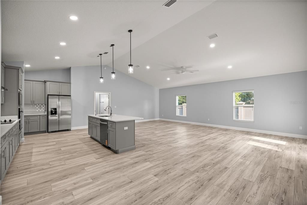Image 6 of property listing at 2311 SE 31ST PLACE, Ocala, FL 34471