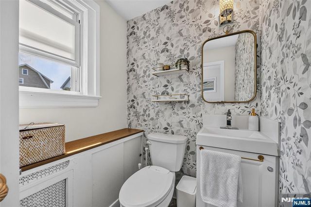 129 Demarest Avenue, Bloomfield, NJ 07003