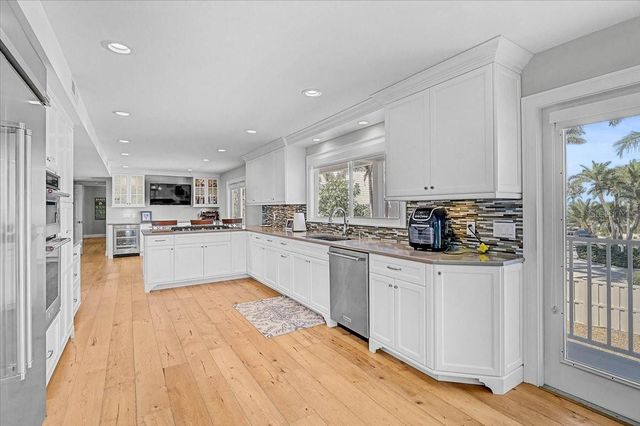 320 RINGLING POINT DRIVE, Sarasota, FL 34234