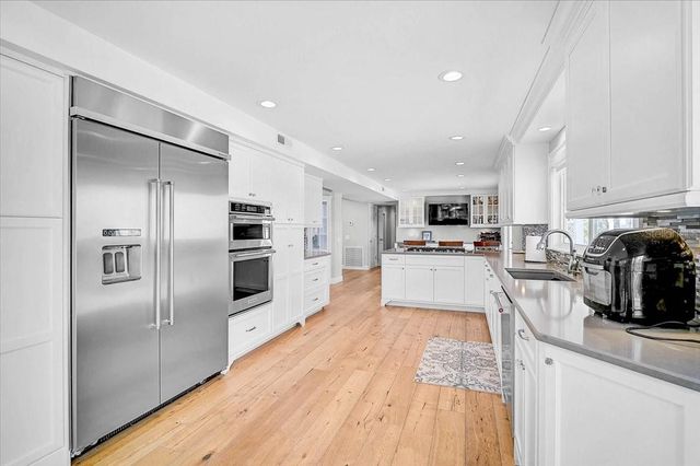 320 RINGLING POINT DRIVE, Sarasota, FL 34234