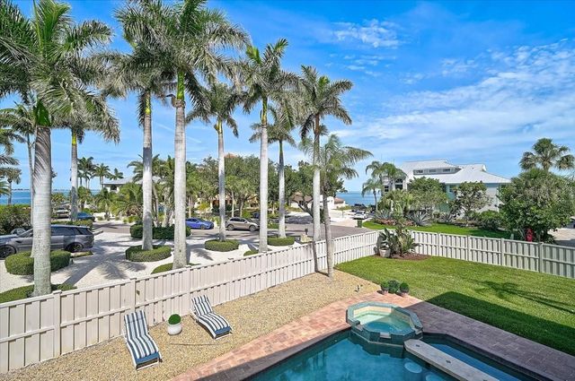 320 RINGLING POINT DRIVE, Sarasota, FL 34234