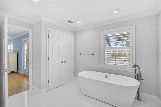 320 RINGLING POINT DRIVE, Sarasota, FL 34234