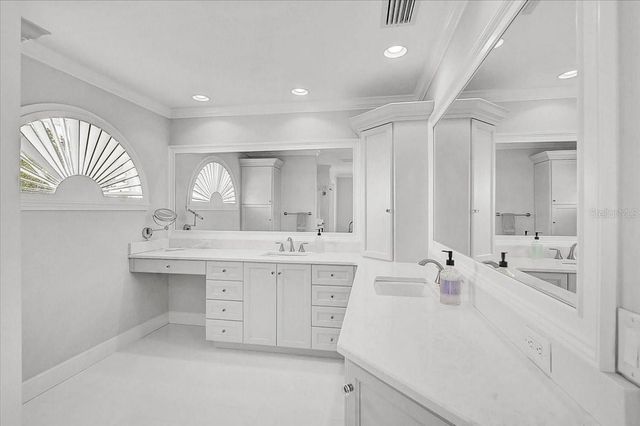 320 RINGLING POINT DRIVE, Sarasota, FL 34234