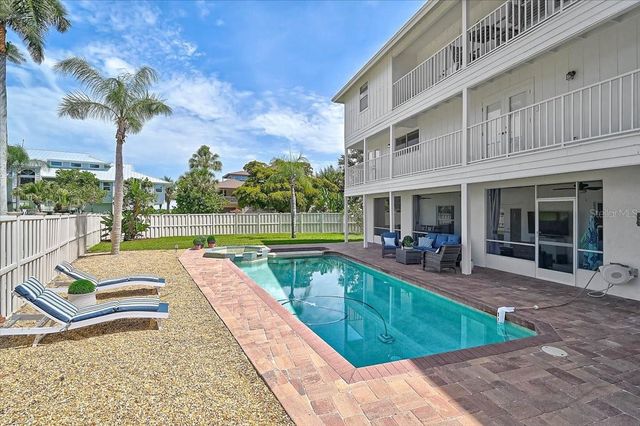 320 RINGLING POINT DRIVE, Sarasota, FL 34234
